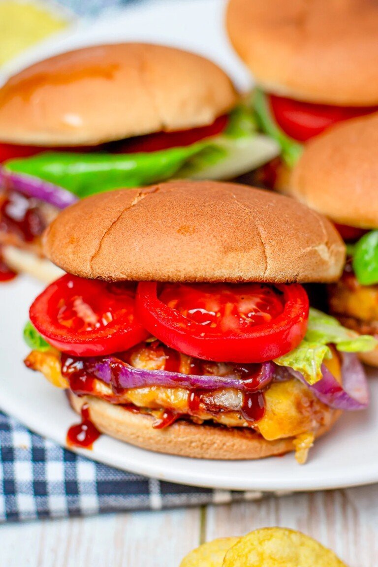 the competed Monterey chicken sliders served on a white plate